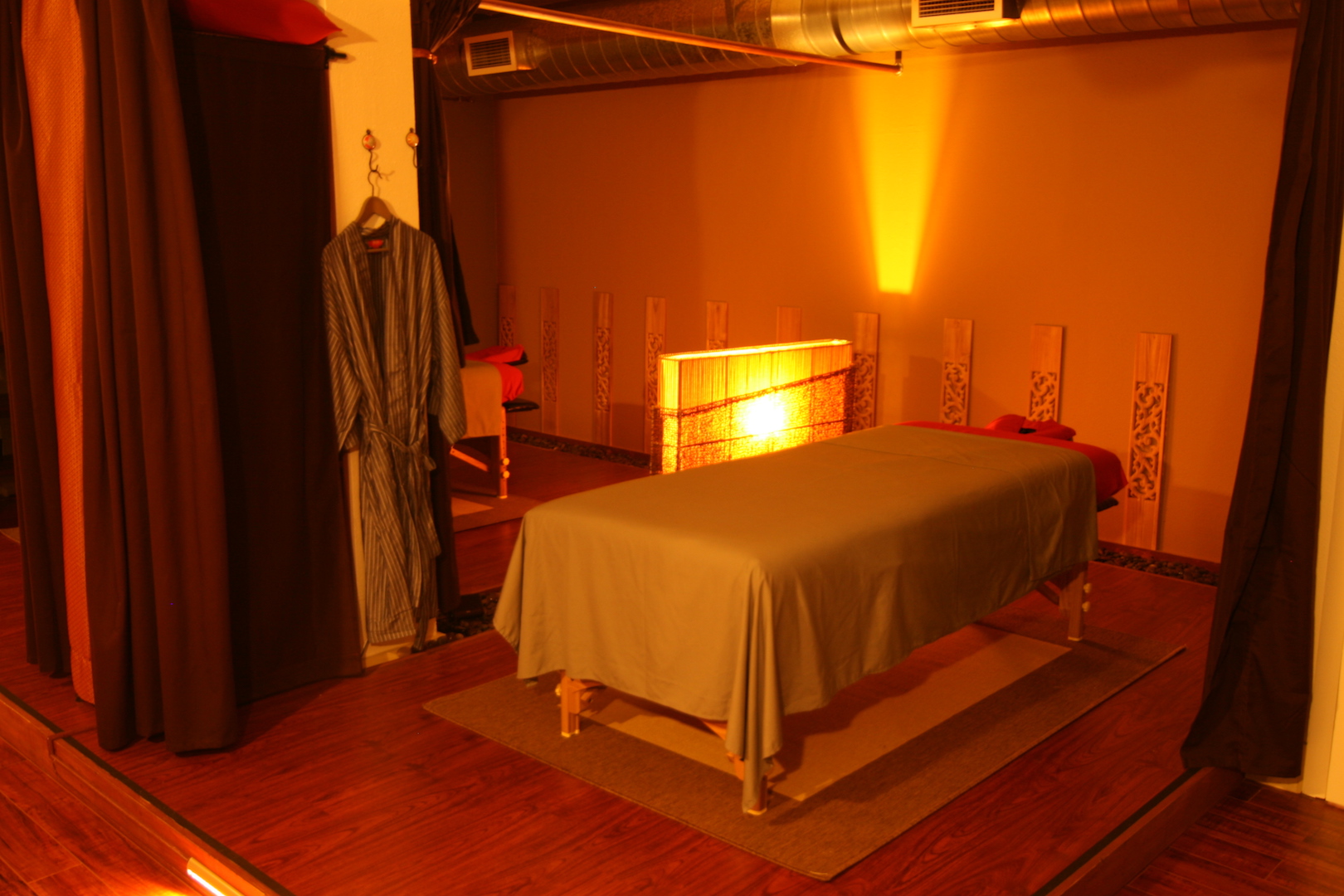 Thai Aroma Oil Massage Room